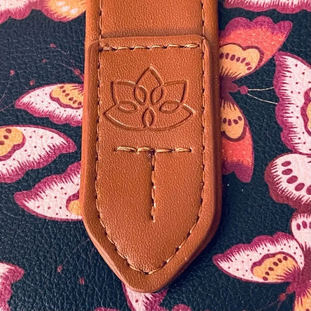 NWT Time and Tru Alexandra Black lilac butterflies Slim Faux leather Slim Wallet